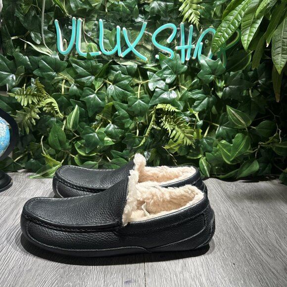 UGG Slip-On Slipper 5379B Men\'s 10 Black Leather Faux Fur Insole Comfort main image 6